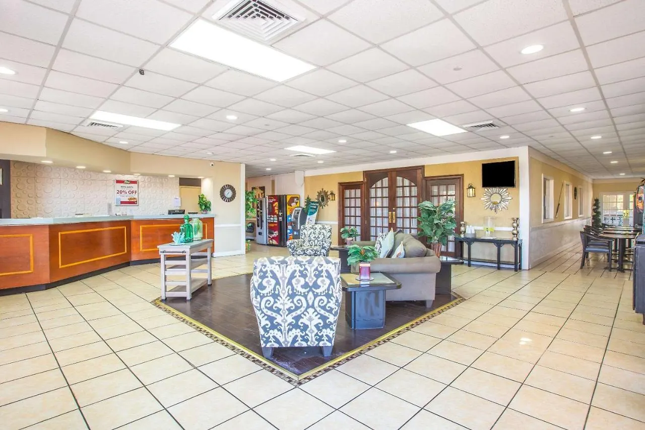 Econo Choice I 95 Gateway 24 Hour Fitness Center On Site Guest Laundry On Site Perkins Restaurant Ξενοδοχείο Σαβάνα