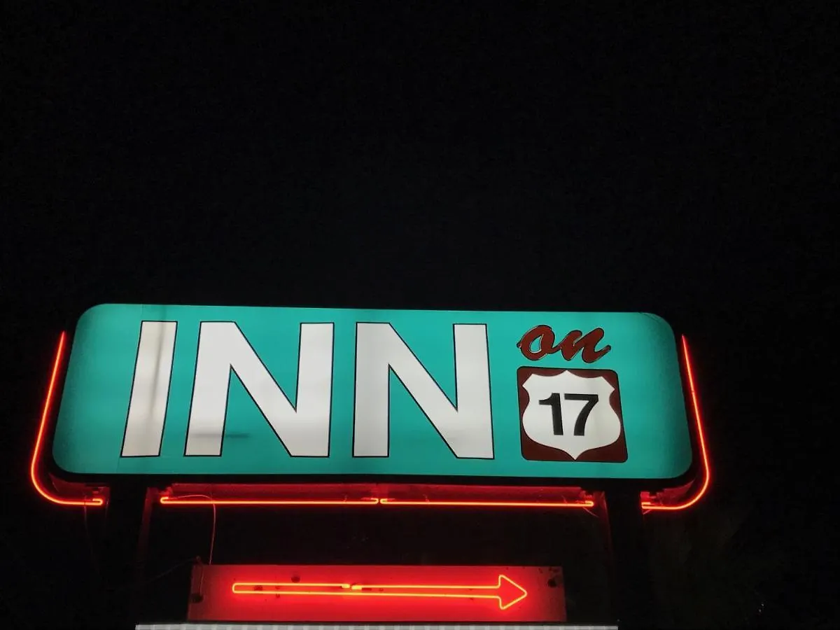 Hotel On 17 3*