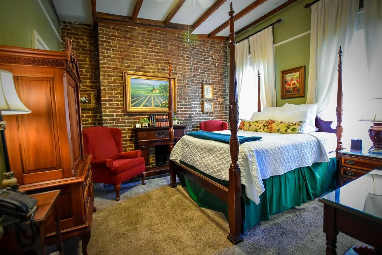 Savannah Bed & Breakfast Inn 3* Саванна