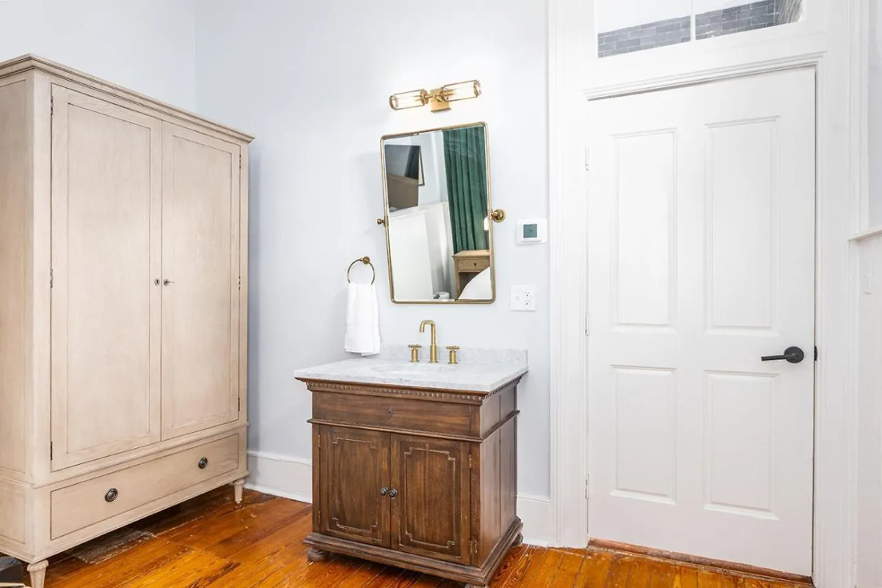 B&B Bellwether House