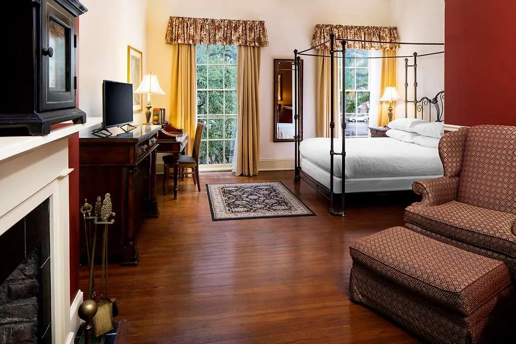 River Street (adults Only) Hotel Savannah