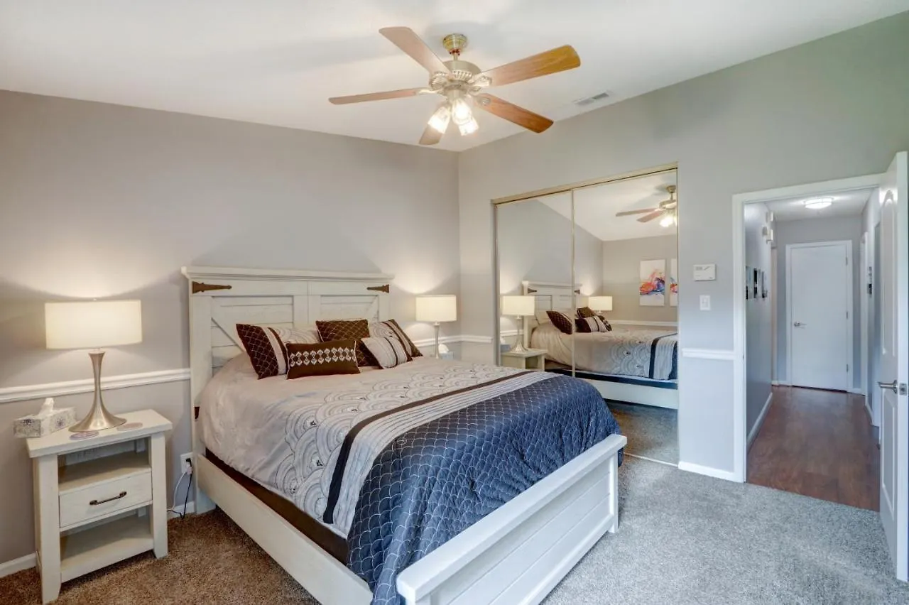 Semesterbostad Pooler Travelers Retreat Iii - Entire House -