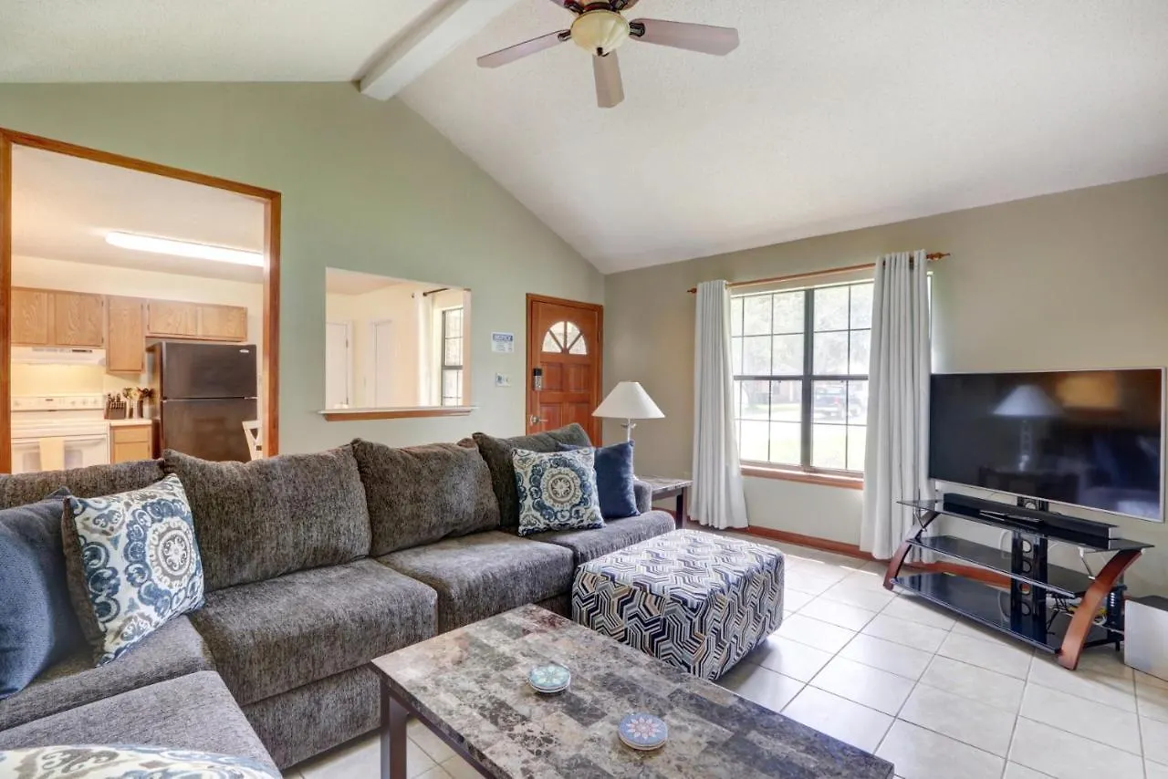 Pooler Travelers Retreat Iv - Entire House - 펜션 *