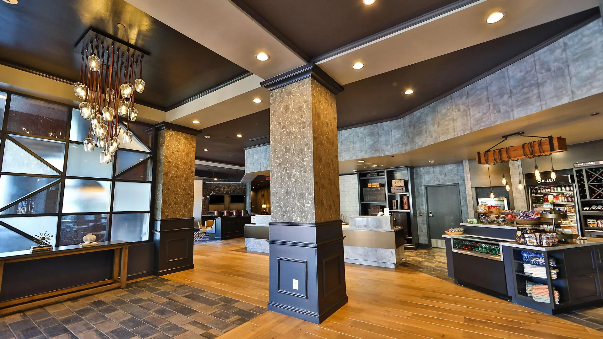 Hotel Hilton Garden Historic District 3*