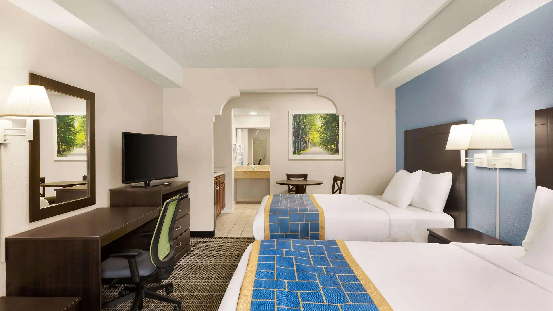 Motel Days & By Wyndham Midtown