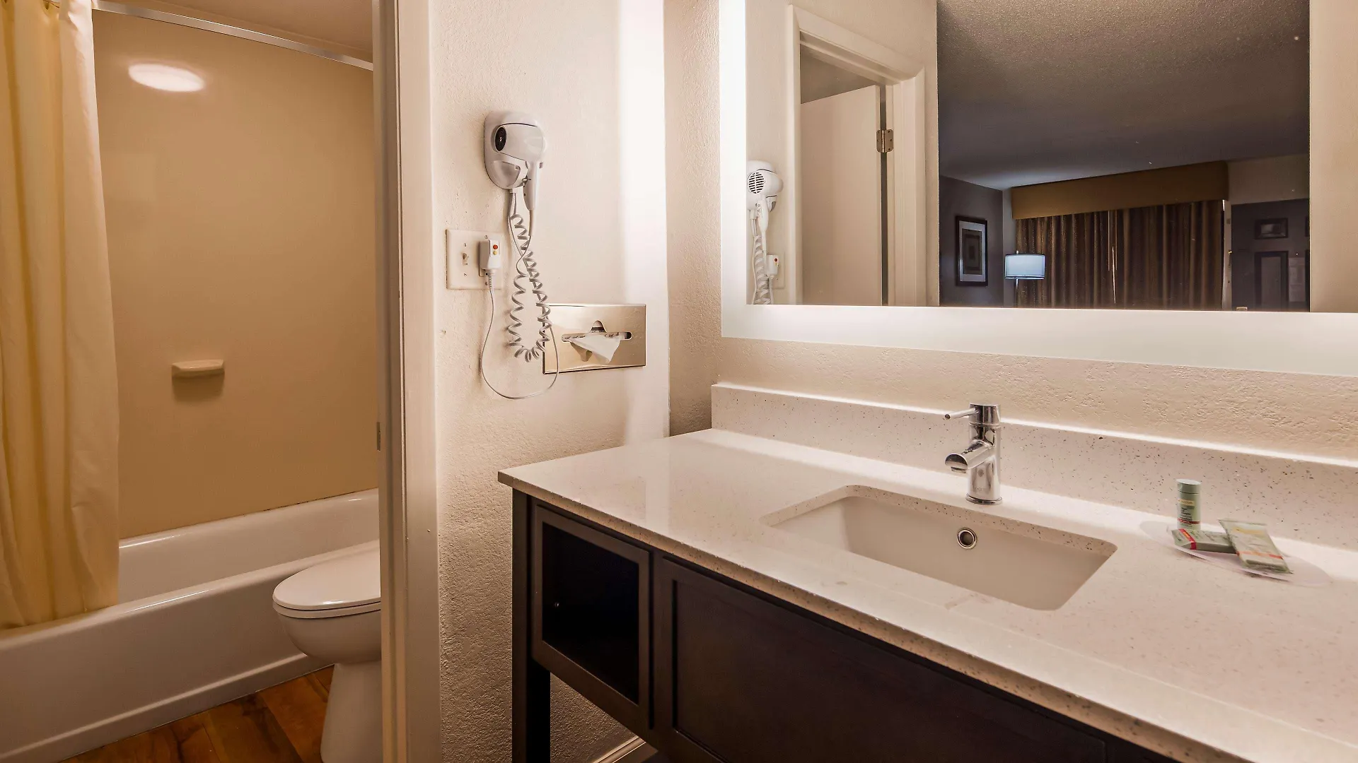 Hotel Western 3*