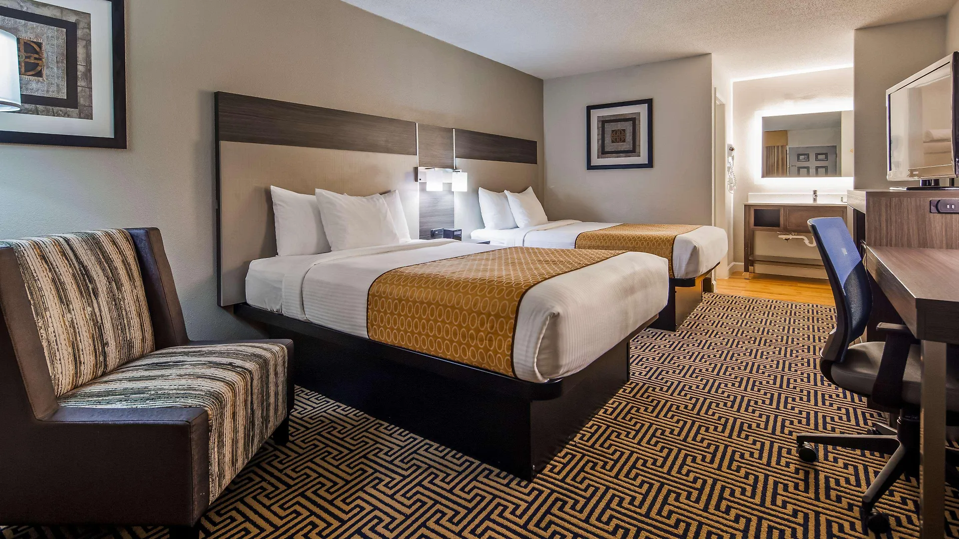 Western Hotel 3*