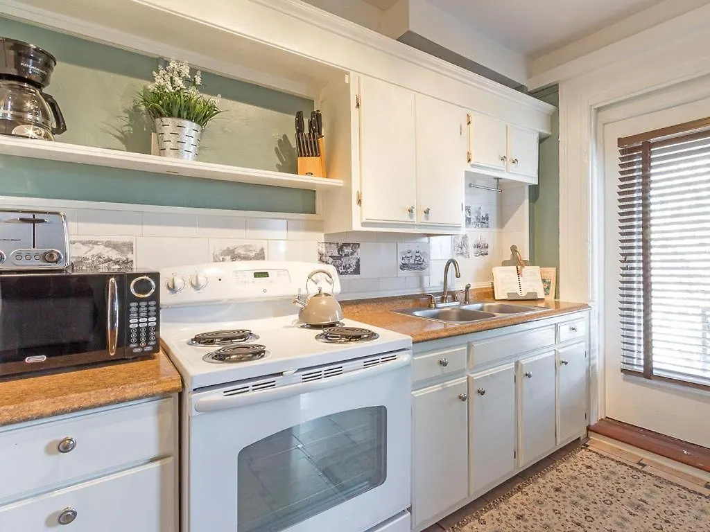 Apartment Southern Belle Skyline Savannah