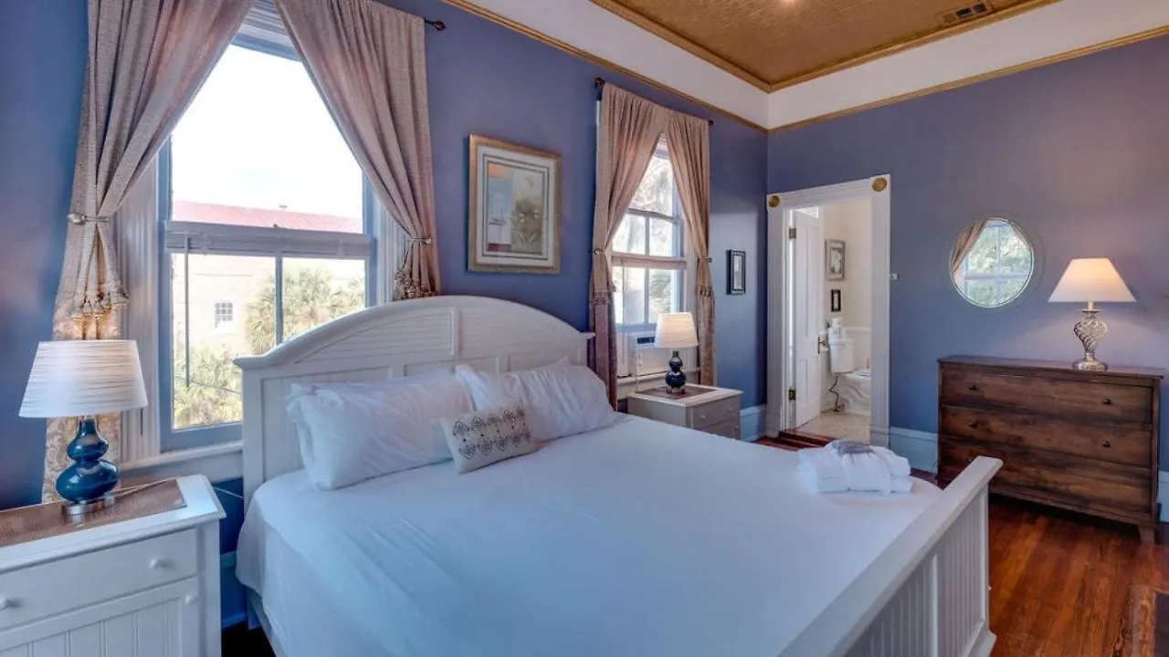 Forsyth Park 2 Bedroom Beauty 서배너