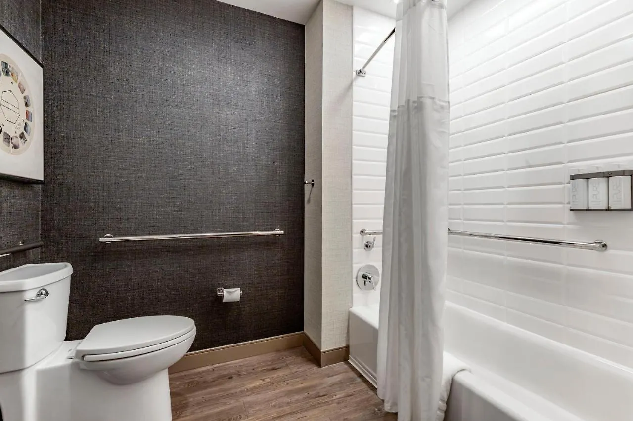 Hotel Cambria Downtown Historic District *