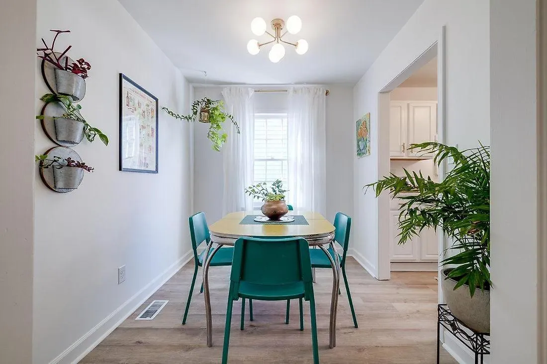 Hunter's Ridge Lower Apartment Savannah