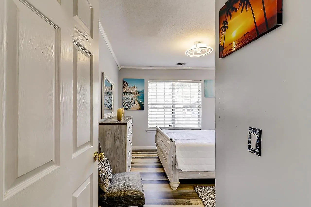 Island Oasis Unit B Savannah