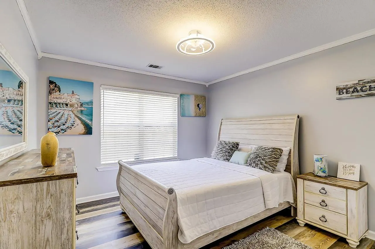 Apartment Island Oasis Unit B