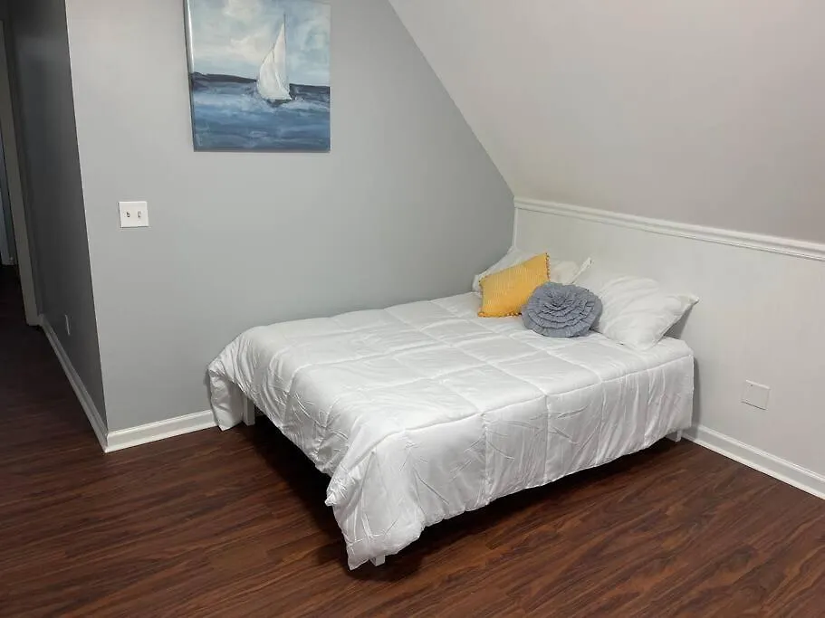 Pet-friendly, Minutes To Tybee+downtown Holiday home
