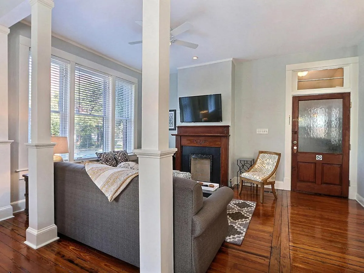 Apartment Lafayette Row Unit 1 Savannah