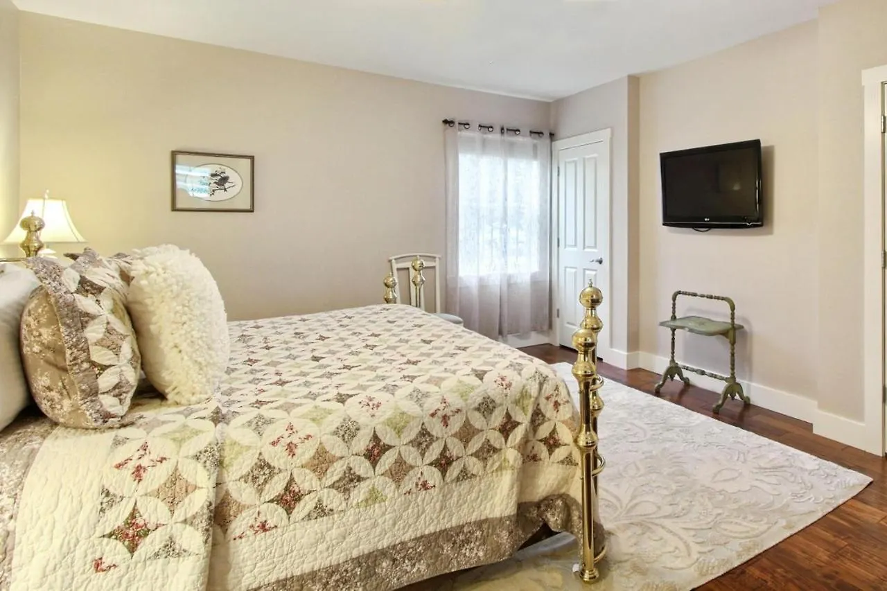 Appartement Change Of Place Garden Level Savannah