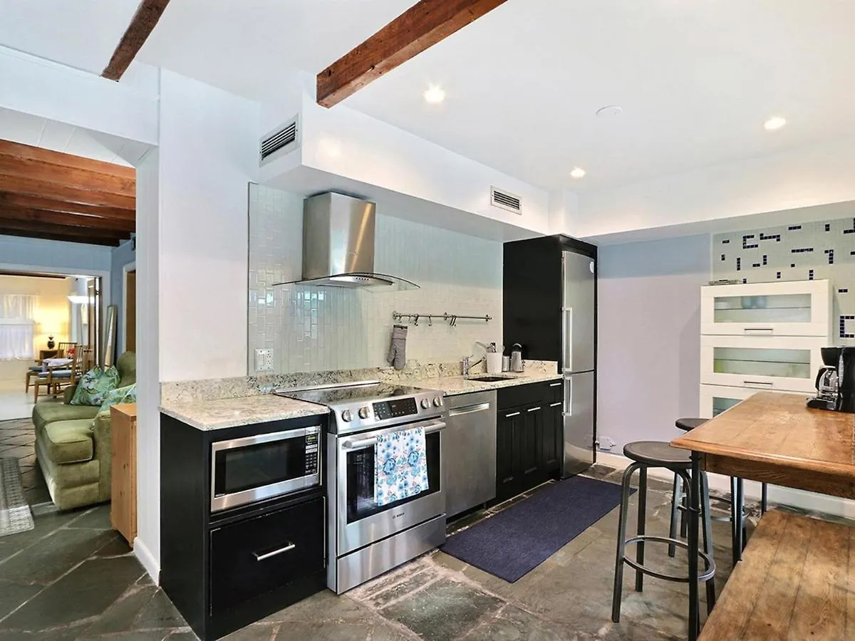 Seona House * Savannah