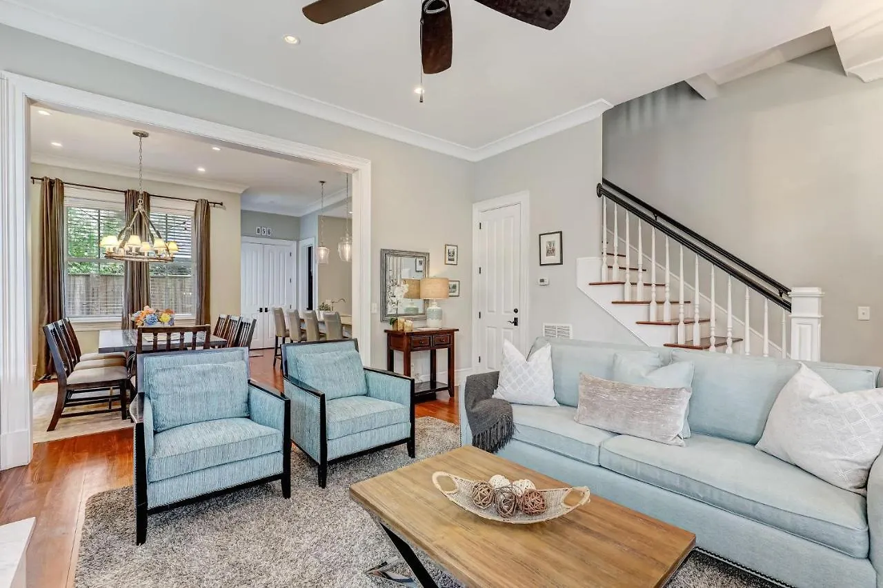 Jay-ann House * Savannah