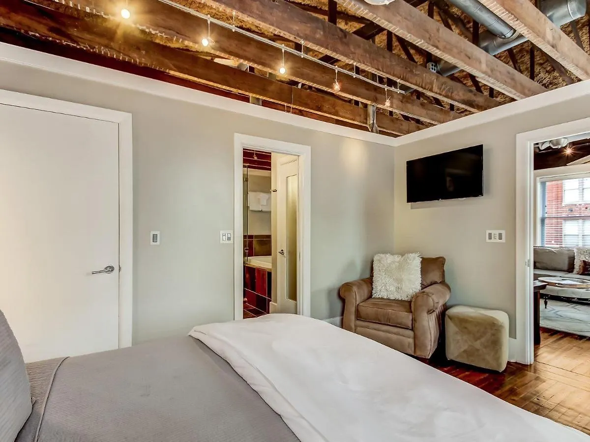 Broughton Corner Loft Apartamento
