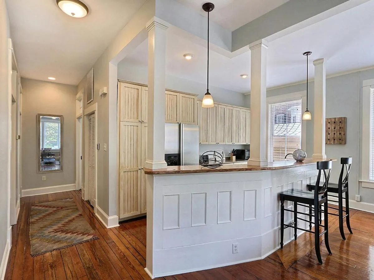 Lafayette Row Unit 1 * Savannah
