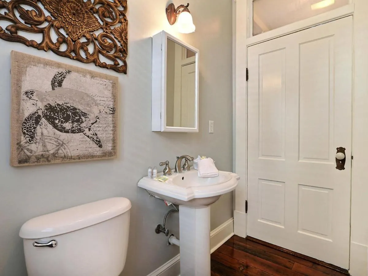Lafayette Row Unit 2 * Savannah