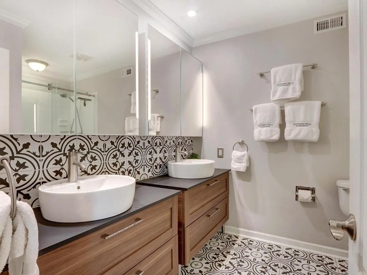 Broughton Deco * Savannah