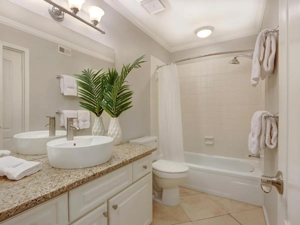 Broughton Deco *