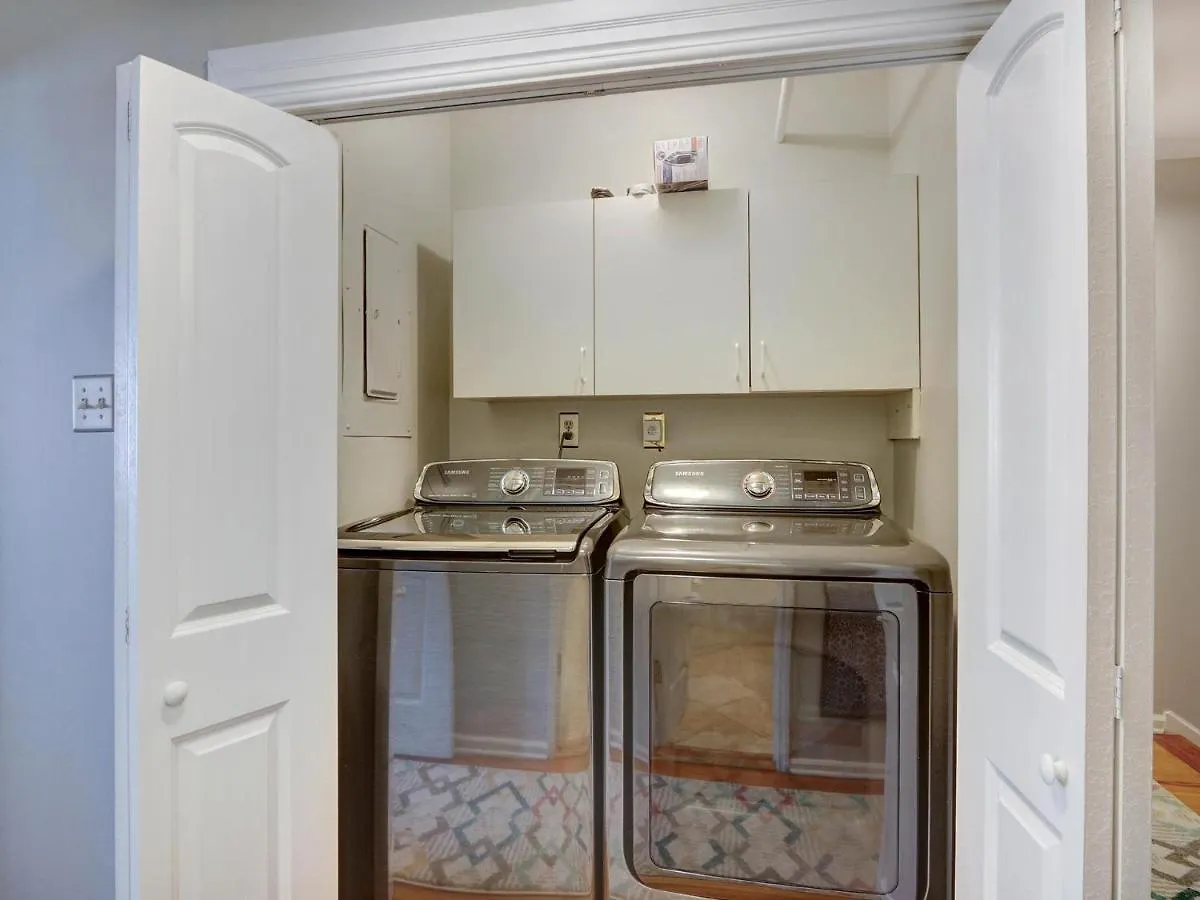 Broughton Deco * Savannah