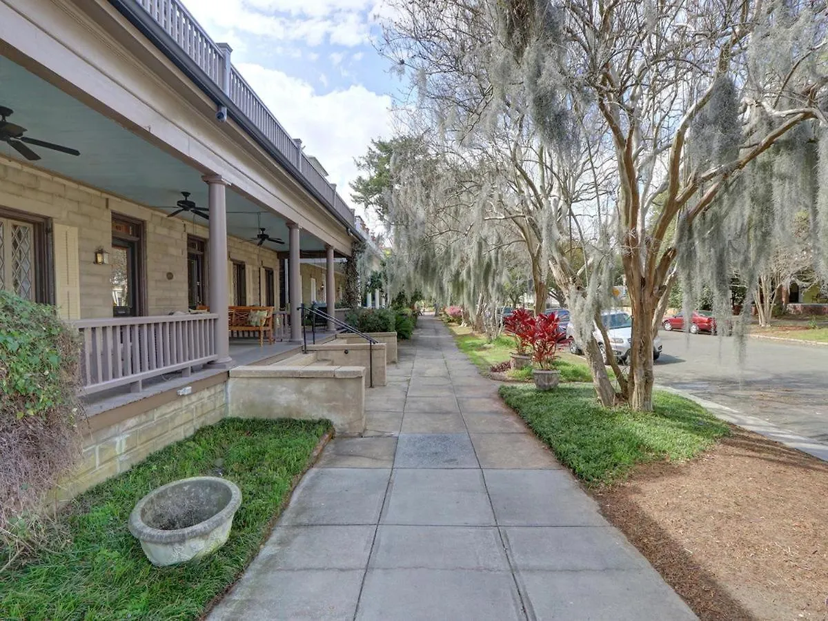 Southern Elegance Main House *