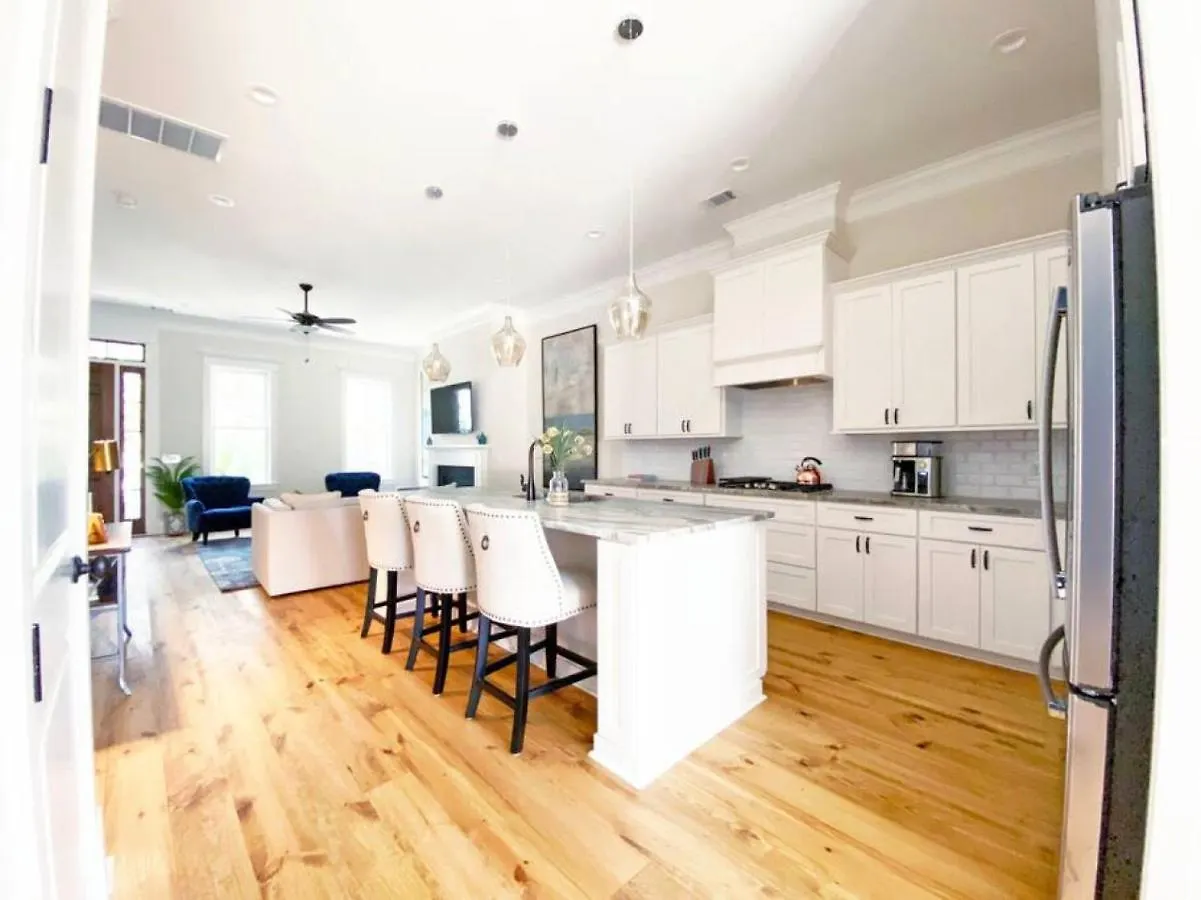 펜션 Magnolia Estate In Downtown *