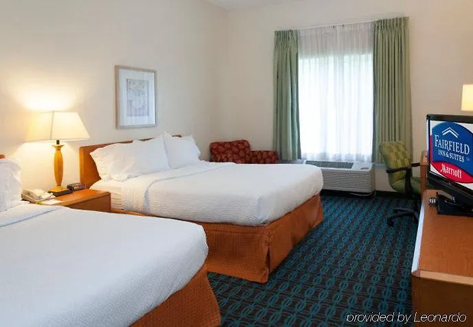 Fairfield & Savannah I-95 South Hotel 3*