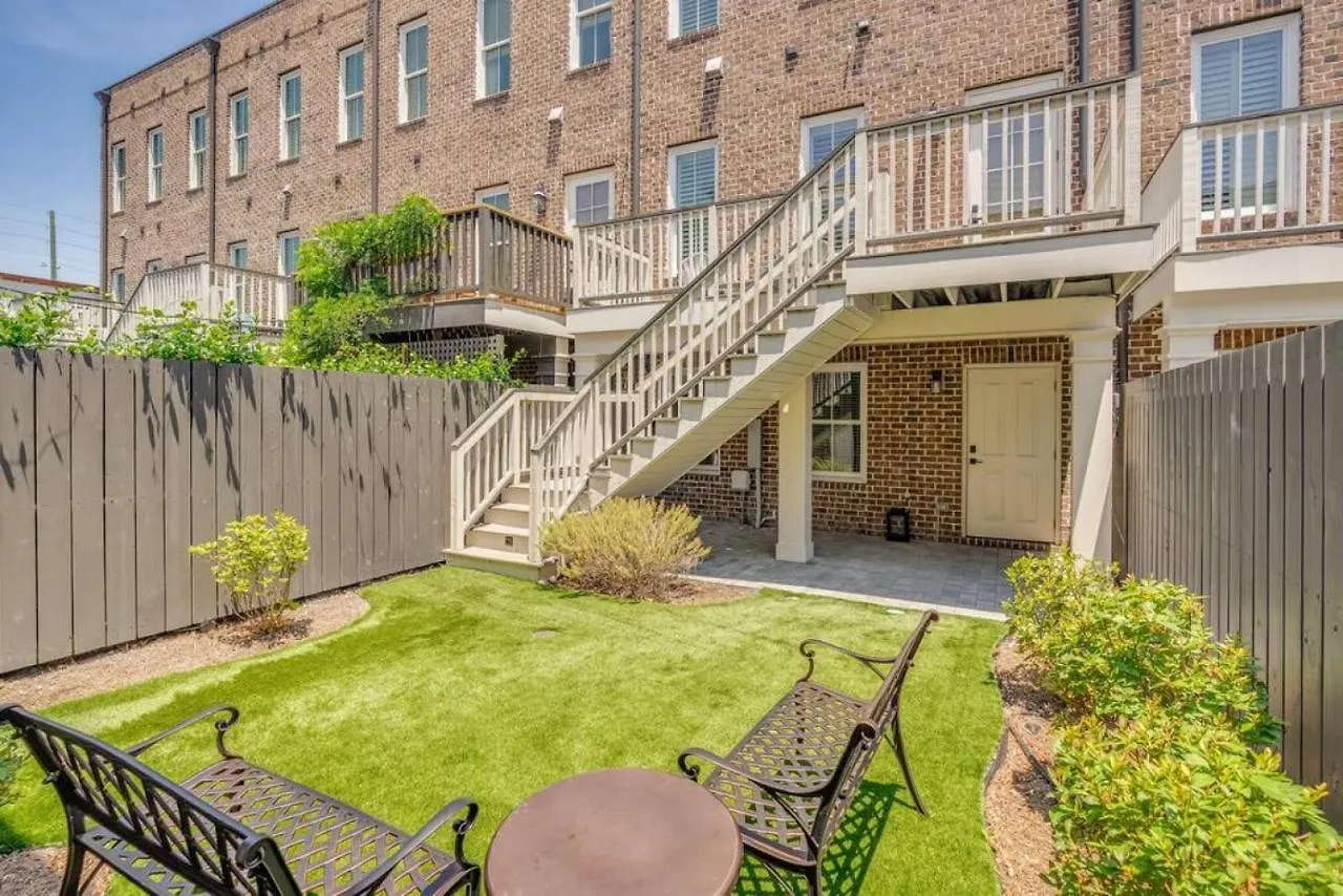 Rose Carriage House Holiday home *