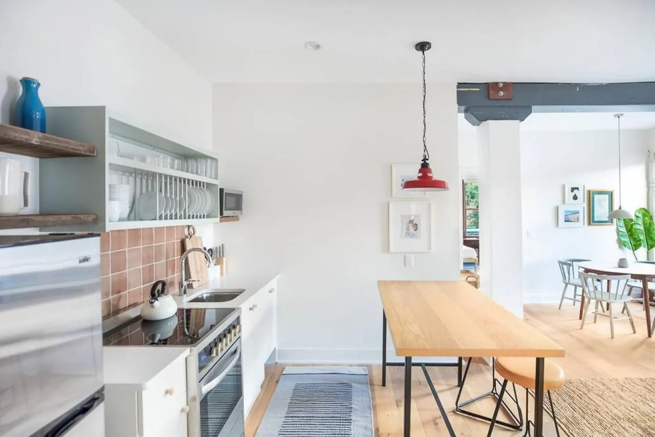 Spacious 2 Bedroom In Downtown 別荘 サバンナ
