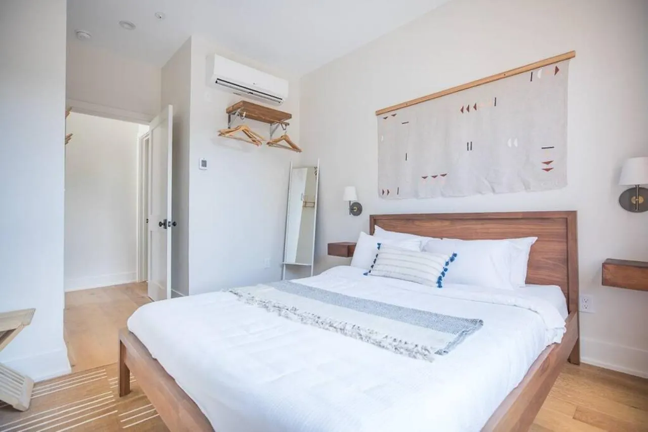 Dom wakacyjny 2br In Downtown Savannah