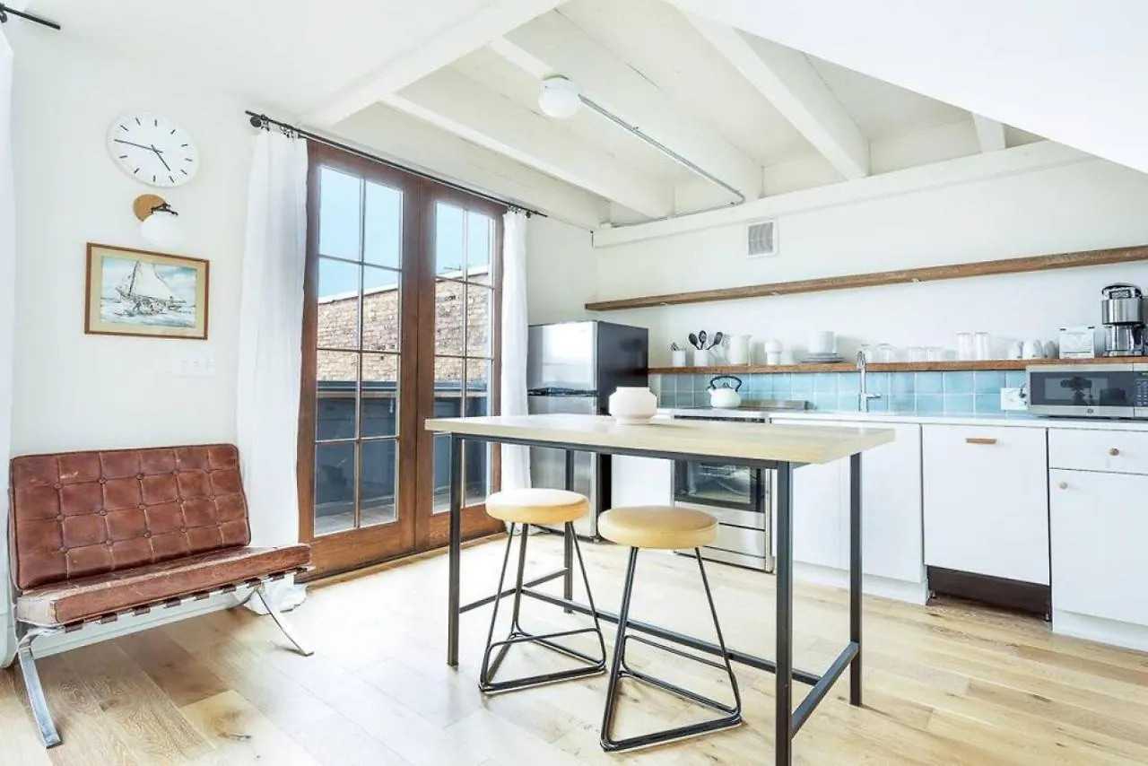 Floor Loft With Terrace Savannah