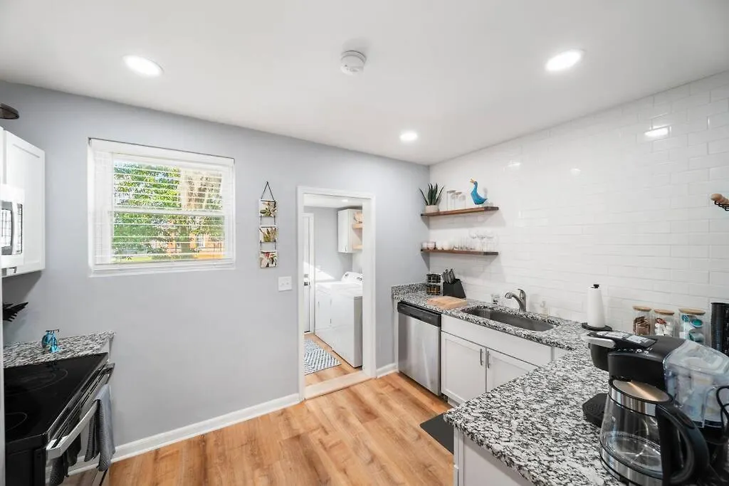 Stylish Urban Nest, Close To Parks And Restaurants Tatil Evi Savannah