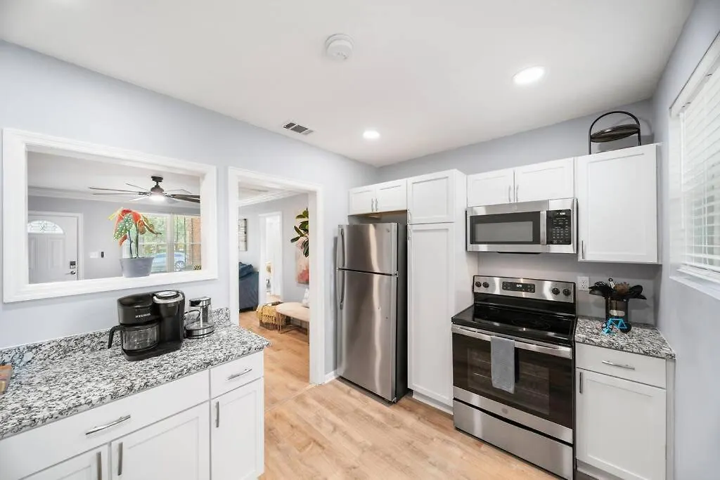 Stylish Urban Nest, Close To Parks And Restaurants Savannah