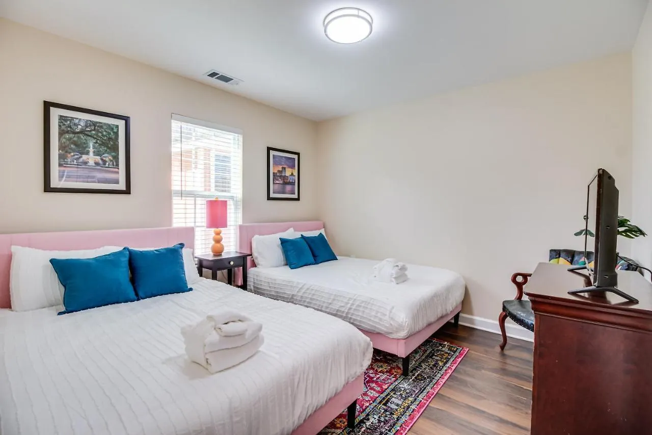 Family Near Downtown And Convention Center! * Savannah