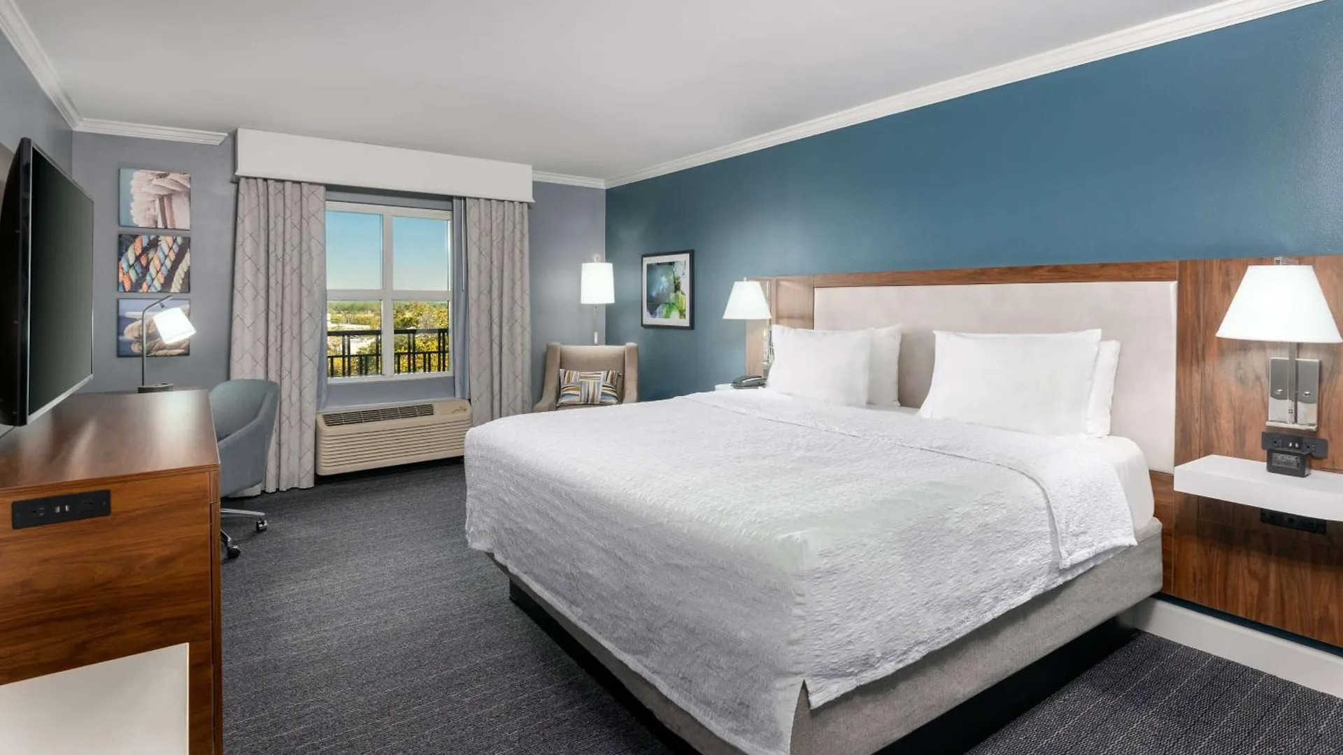 Hampton Historic District Hotel 3*