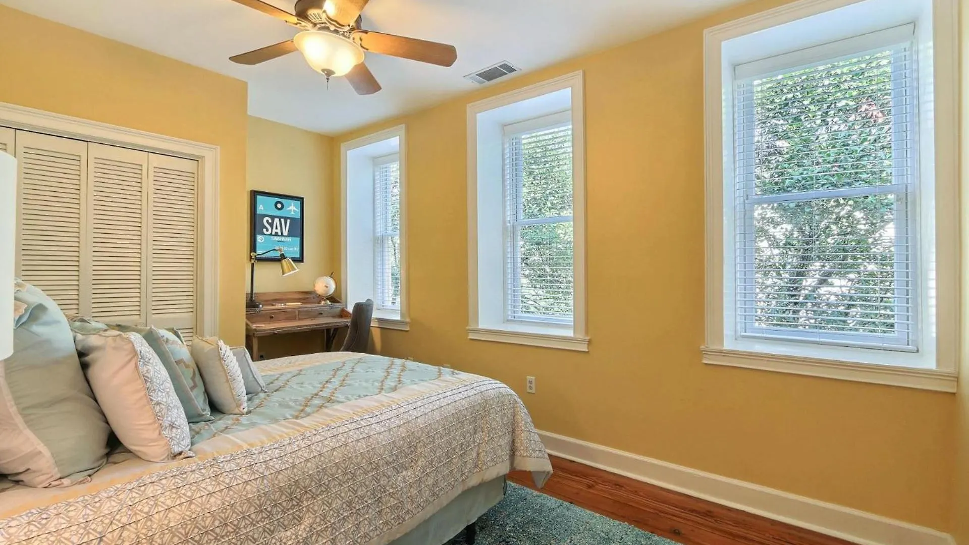 Historic Townhouse On Tattnall *