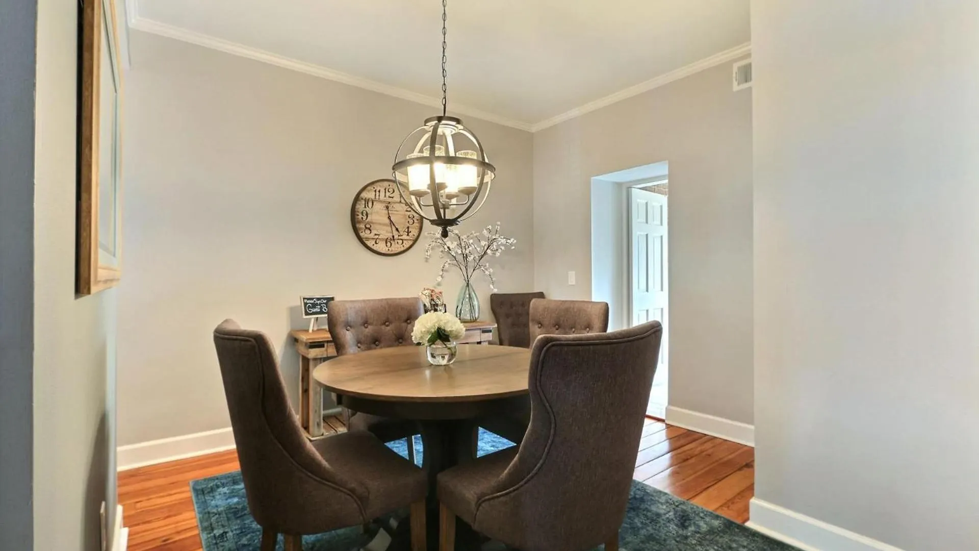 Historic Townhouse On Tattnall *