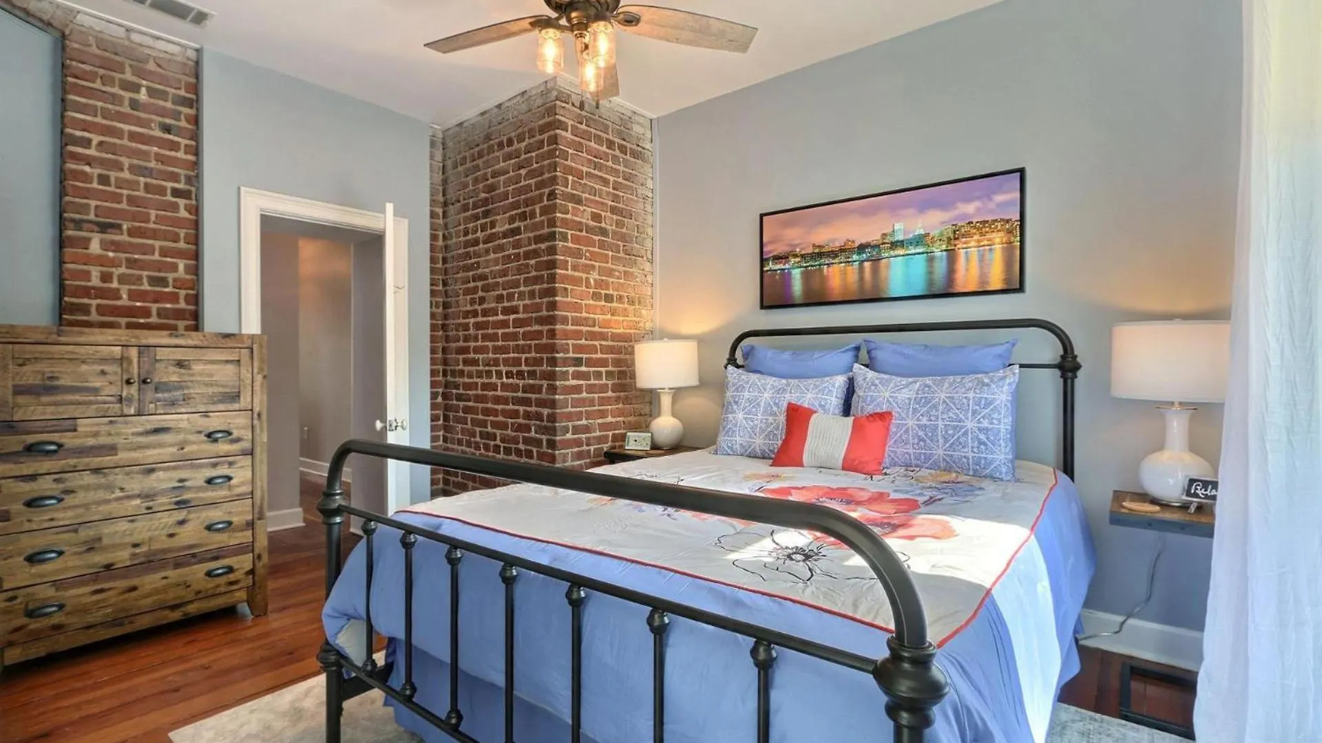 Holiday home Historic Townhouse On Tattnall *
