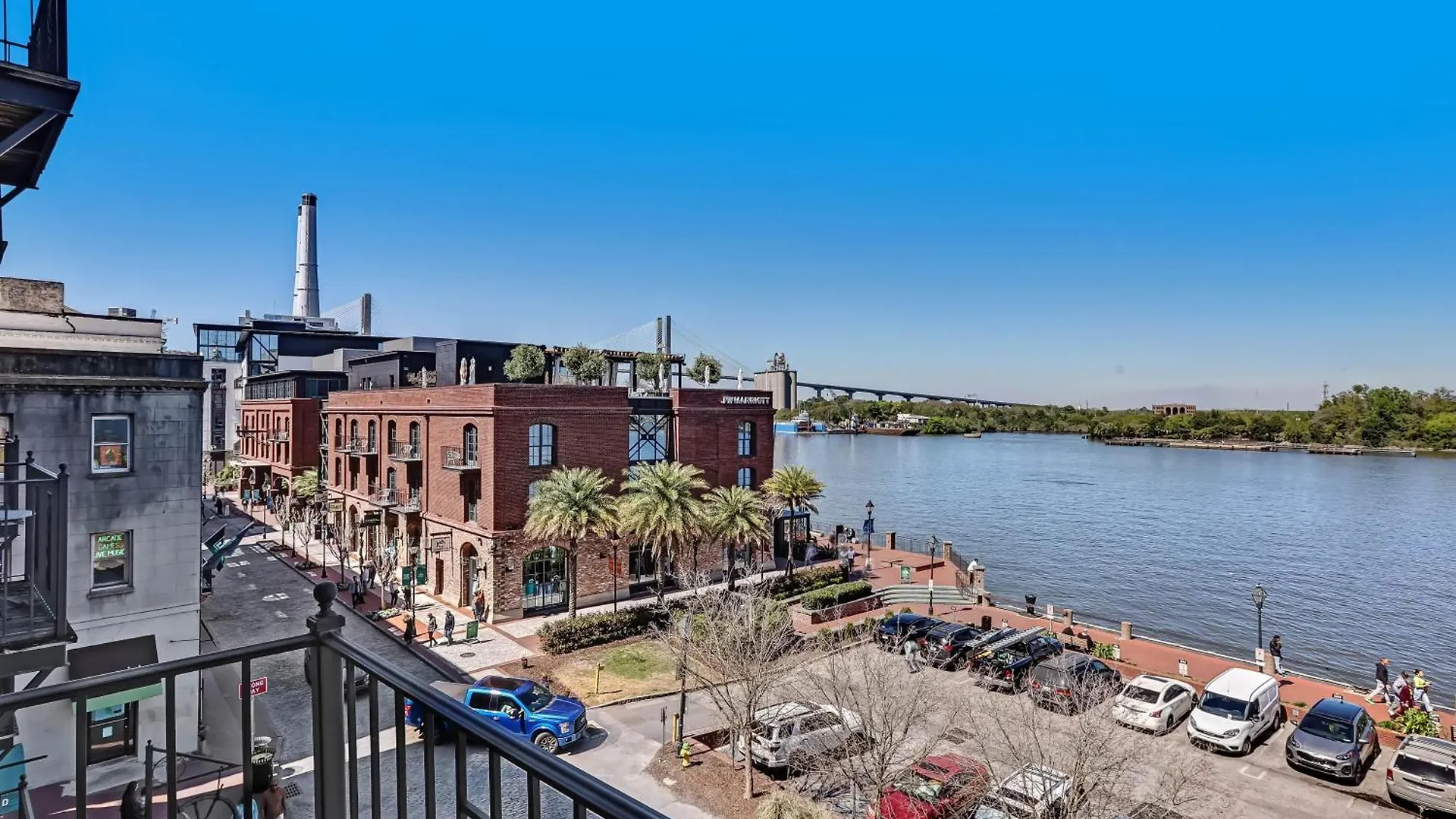 Riverview Estate 度假居 *