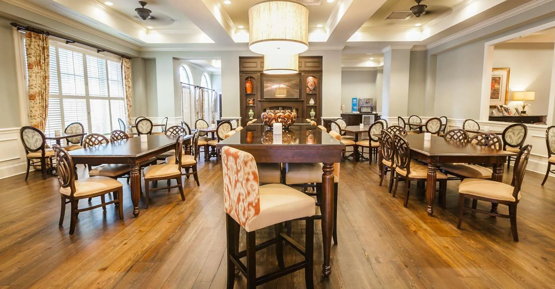 מלון Hampton & Historic District
