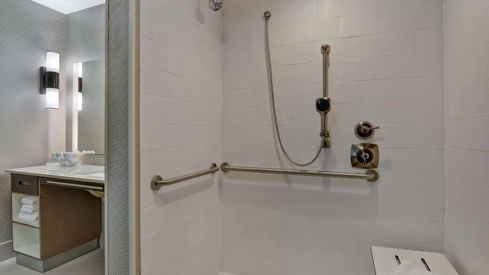 Hotel Homewood By Hilton Airport Savannah