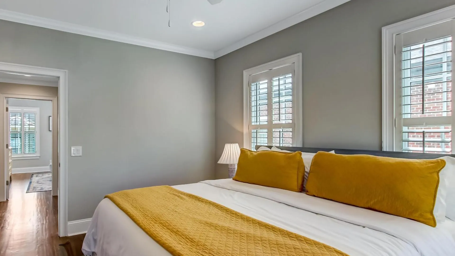 Crawford Chic + Coastal * Savannah