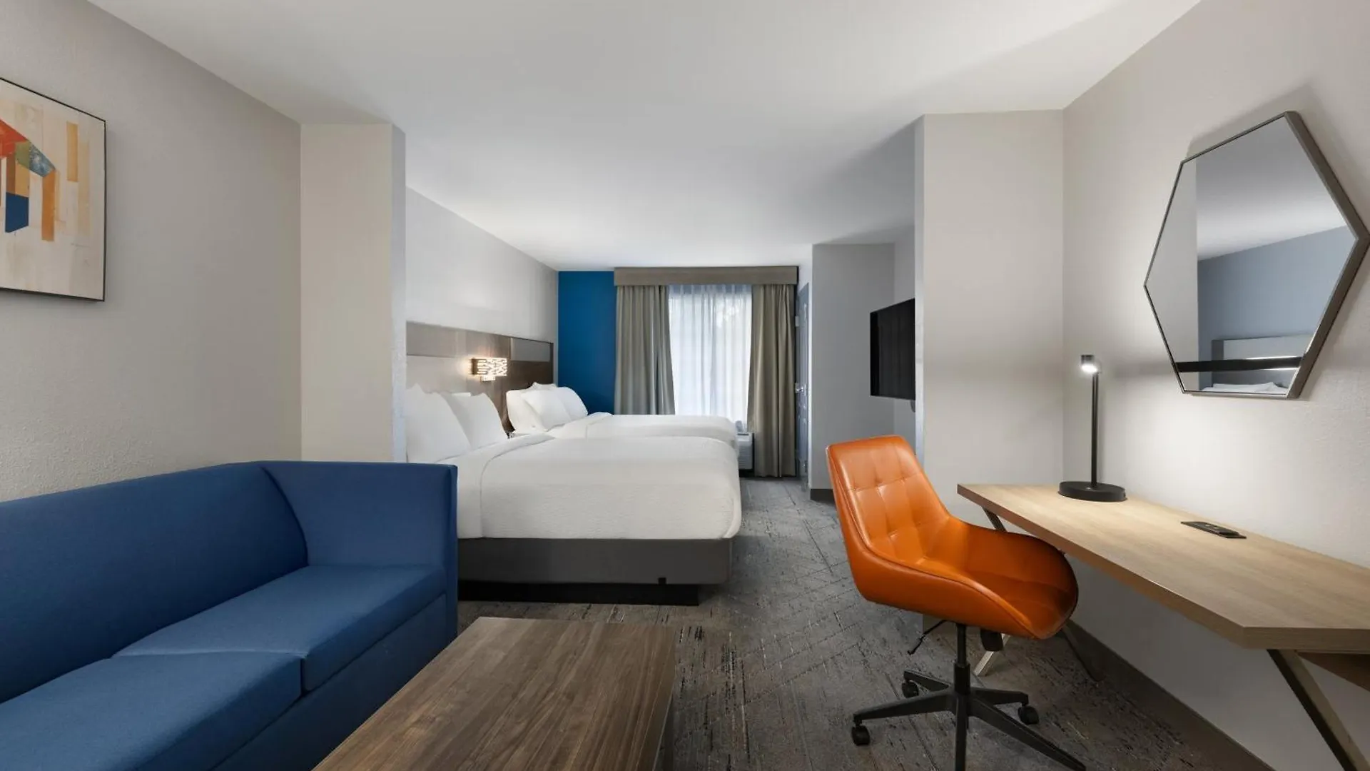 Hotel Express Airport By Ihg