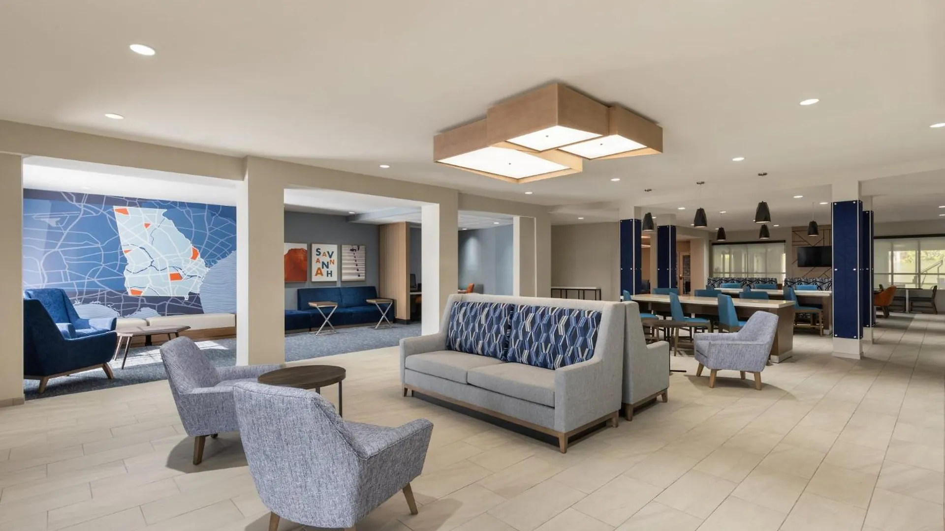 Express Airport By Ihg 3*