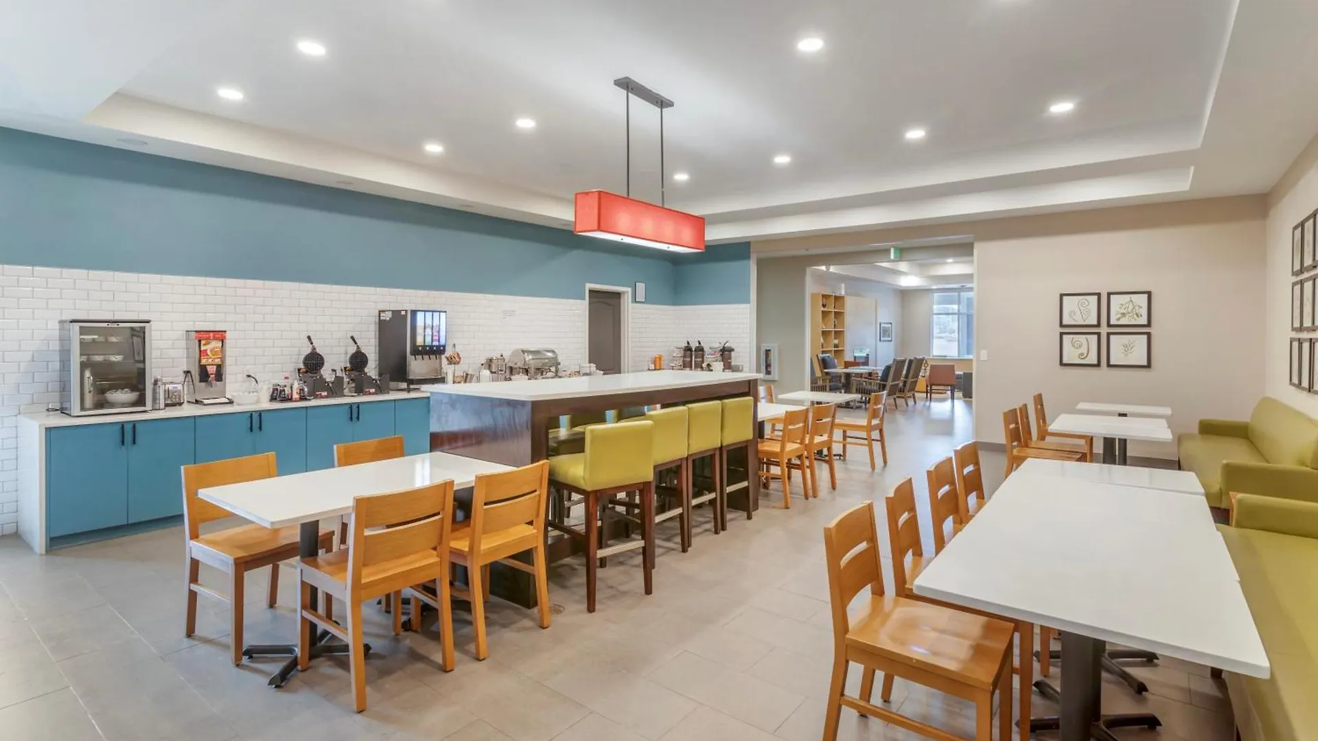 Country & By Radisson, Airport, Ga