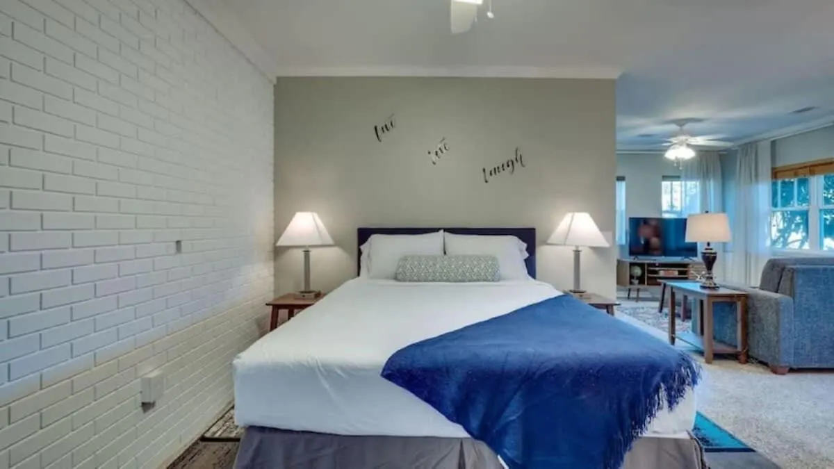 度假居 Two Units With Gazebo-swanky Style